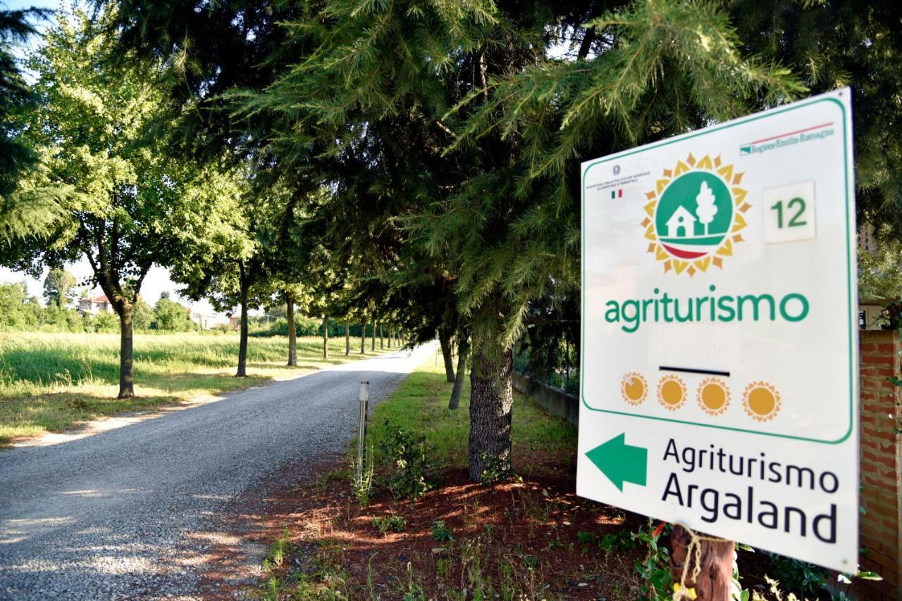 Agriturismo Argaland Парма Экстерьер фото